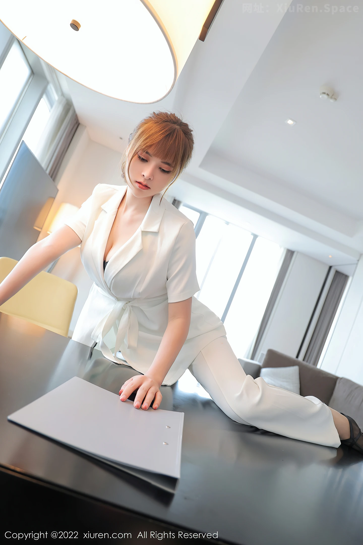 图片[6]-[XiuRen秀人网]VOL.5019 模特奈沐子室内场景脱白色OL服饰露性感黑色内衣迷人诱惑写真52P-秀人网官方网站